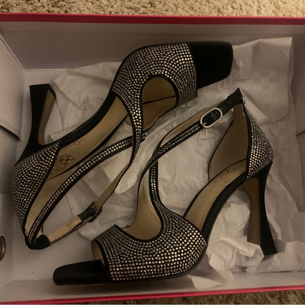 Vince Camuto Heels Womens 6.5 Brand New